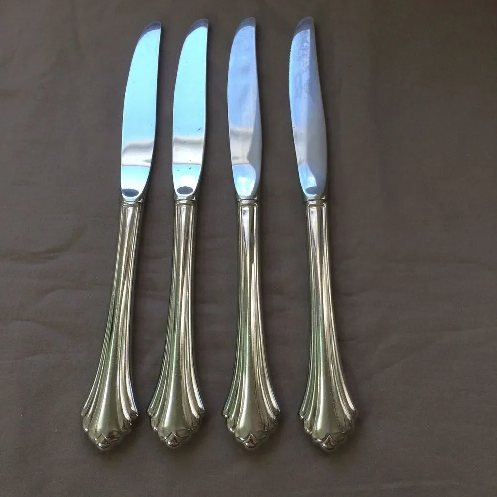Oneida Vintage Flatware Silverware Bancroft Dinner Knives Set of 4 Stainless